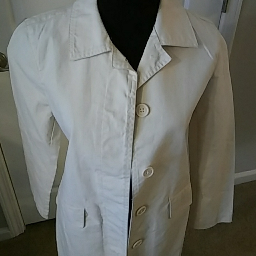 The Gap Women's Jacket - Picture 2 of 6